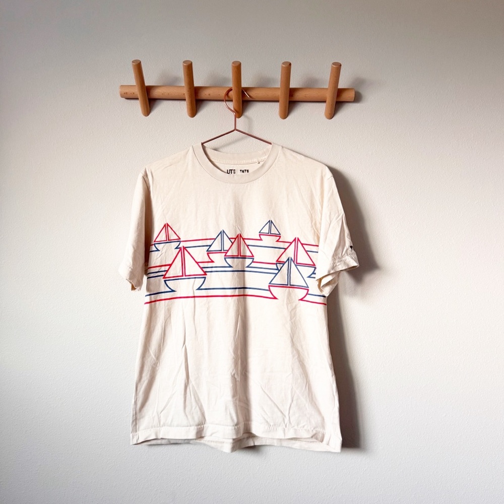 Uniqlo Curated by Tate Short Sleeve UT museum collection - Picture 4 of 12